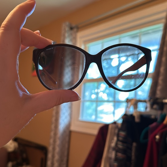 Burberry Sunglasses - Picture 5 of 8